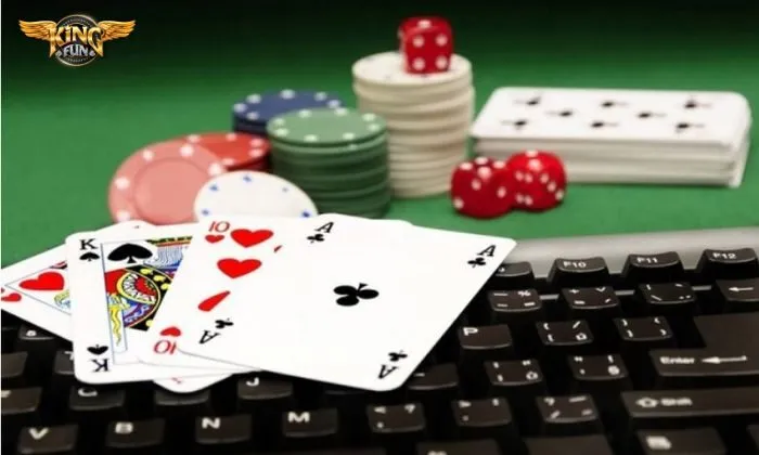 Tổng quan về bài Phỏm Kingfun